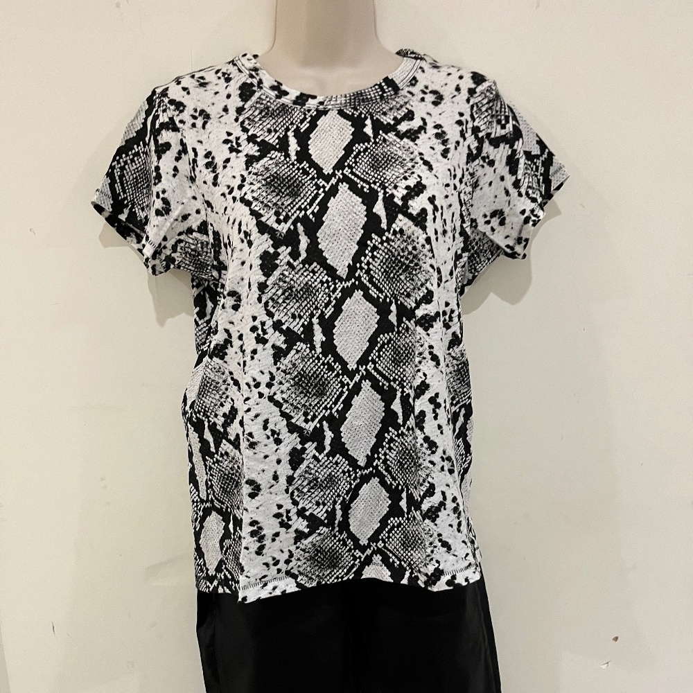 Rag & Bone B&W Printed Short Sleeve Top